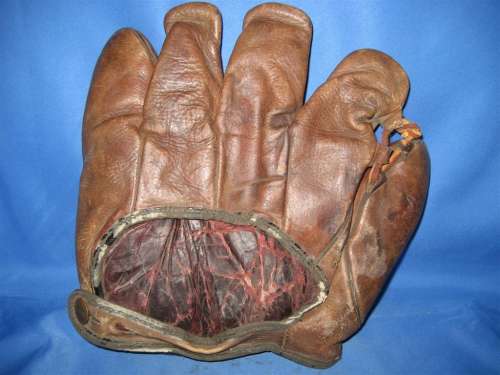 Adolfo Luque Goldsmith AL Back